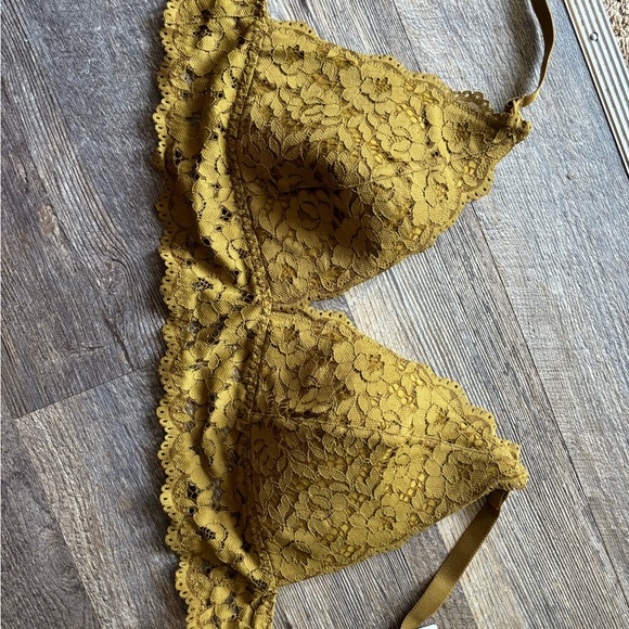 Momamda lace nursing/maternity bra (color is discontinued avocado color) - Picture 2 of 6